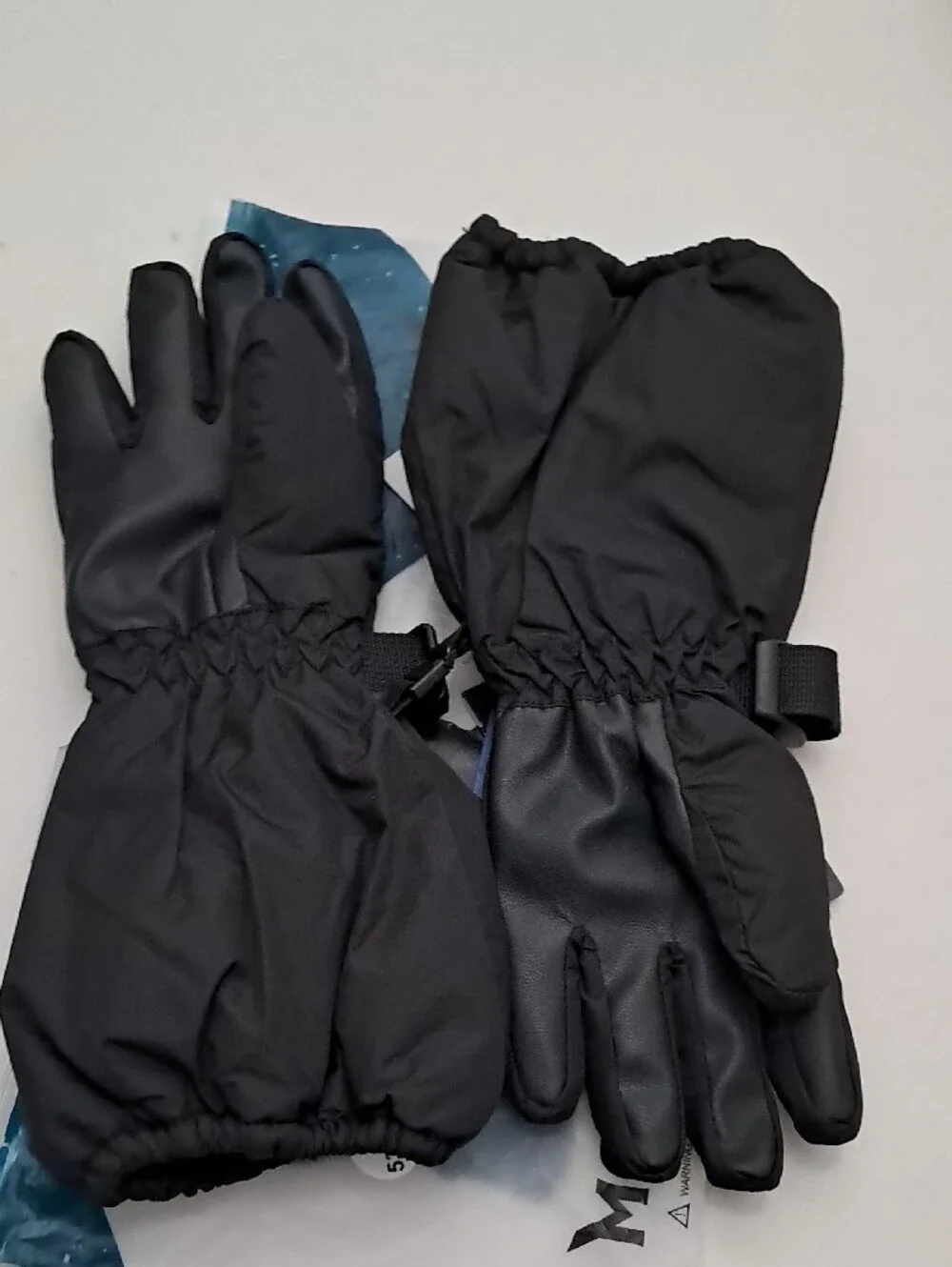 MCTI Kids Size XXXS Black Winter Mittens with 3M Thinsulate Insulation